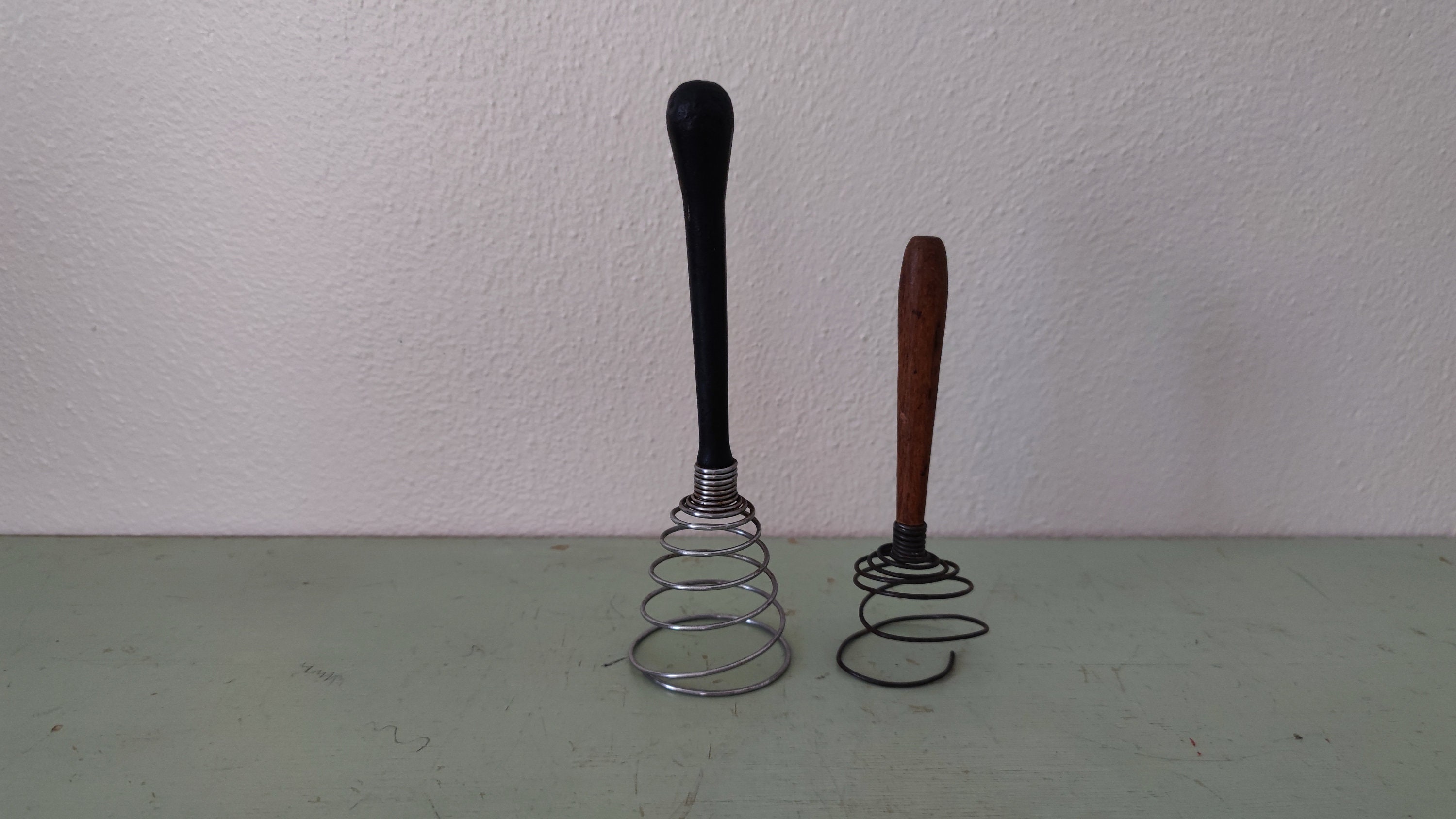 Antique Wire Whisk Egg Beater U Shape with Wood Handle – Ma and