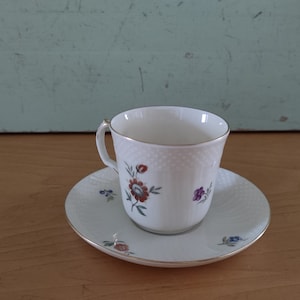 Royal Copenhagen Porcelain Thorkild Olsen Frijsenborg Expresso Mocca Cup and Pires