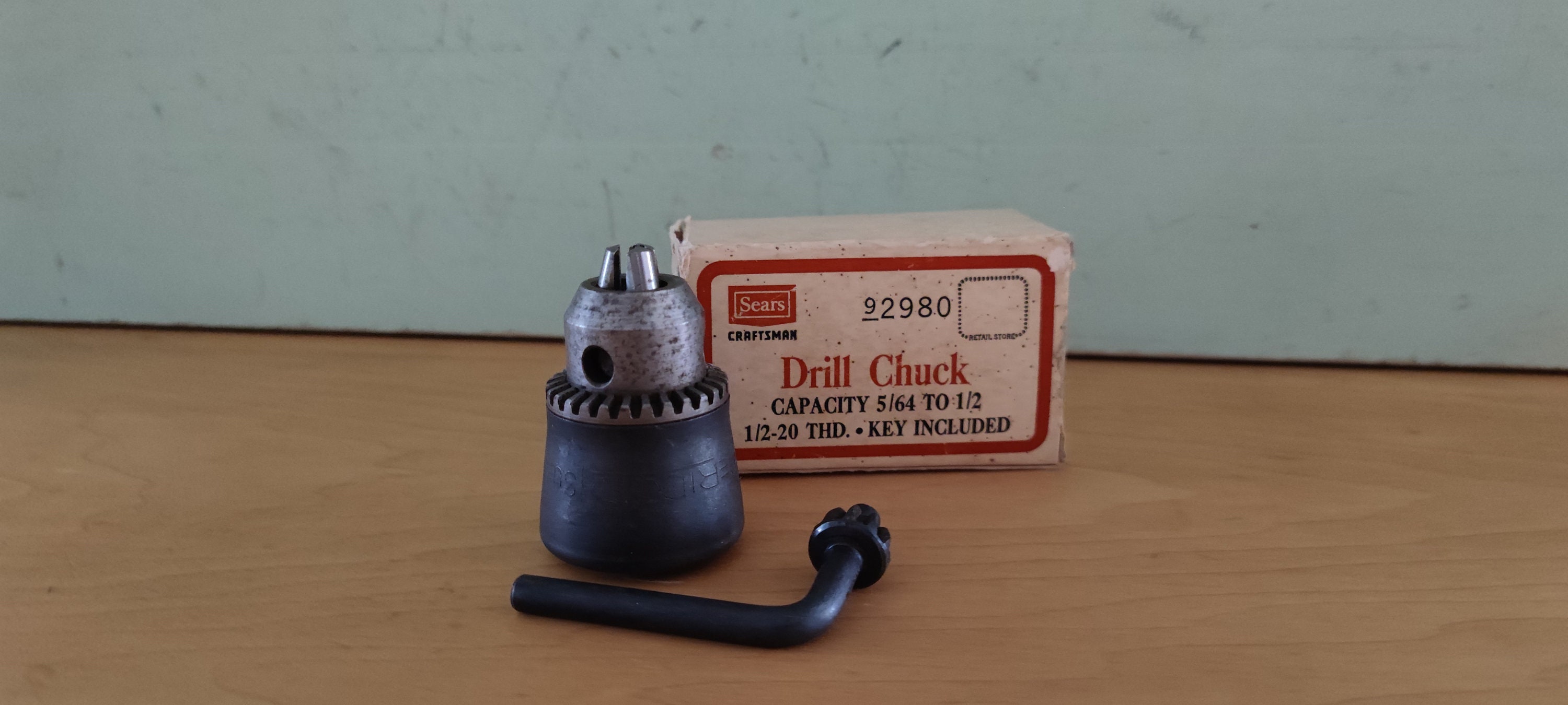 Hand Drill Manual Crank Drill +Chuck Key+5 Drill Bit For Plastic Wood  Jewelry GS