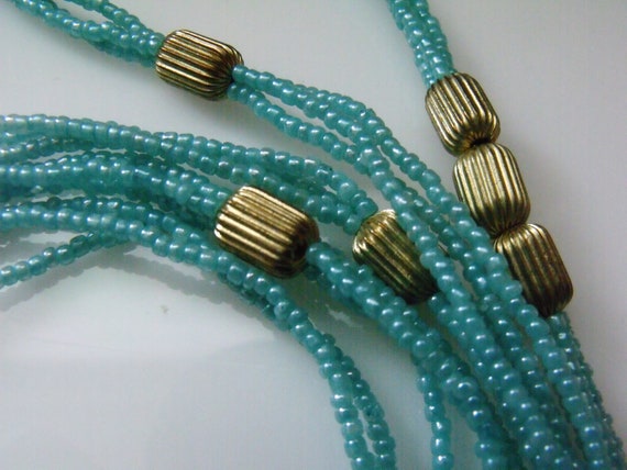 Vintage 50's Beaded Turquoise and  Gold Color  Th… - image 5