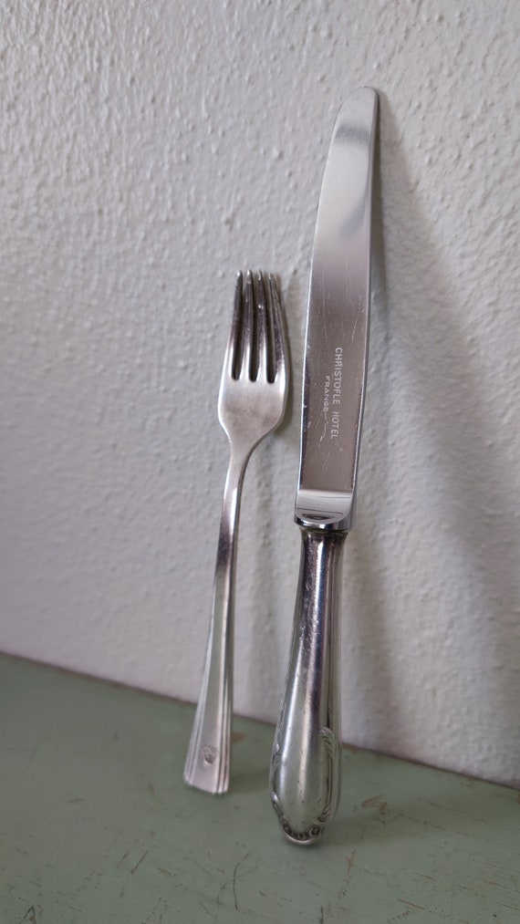 CHRISTOFLE FOURCHETTE À gâteaux modèle Fidélio baguette en métal