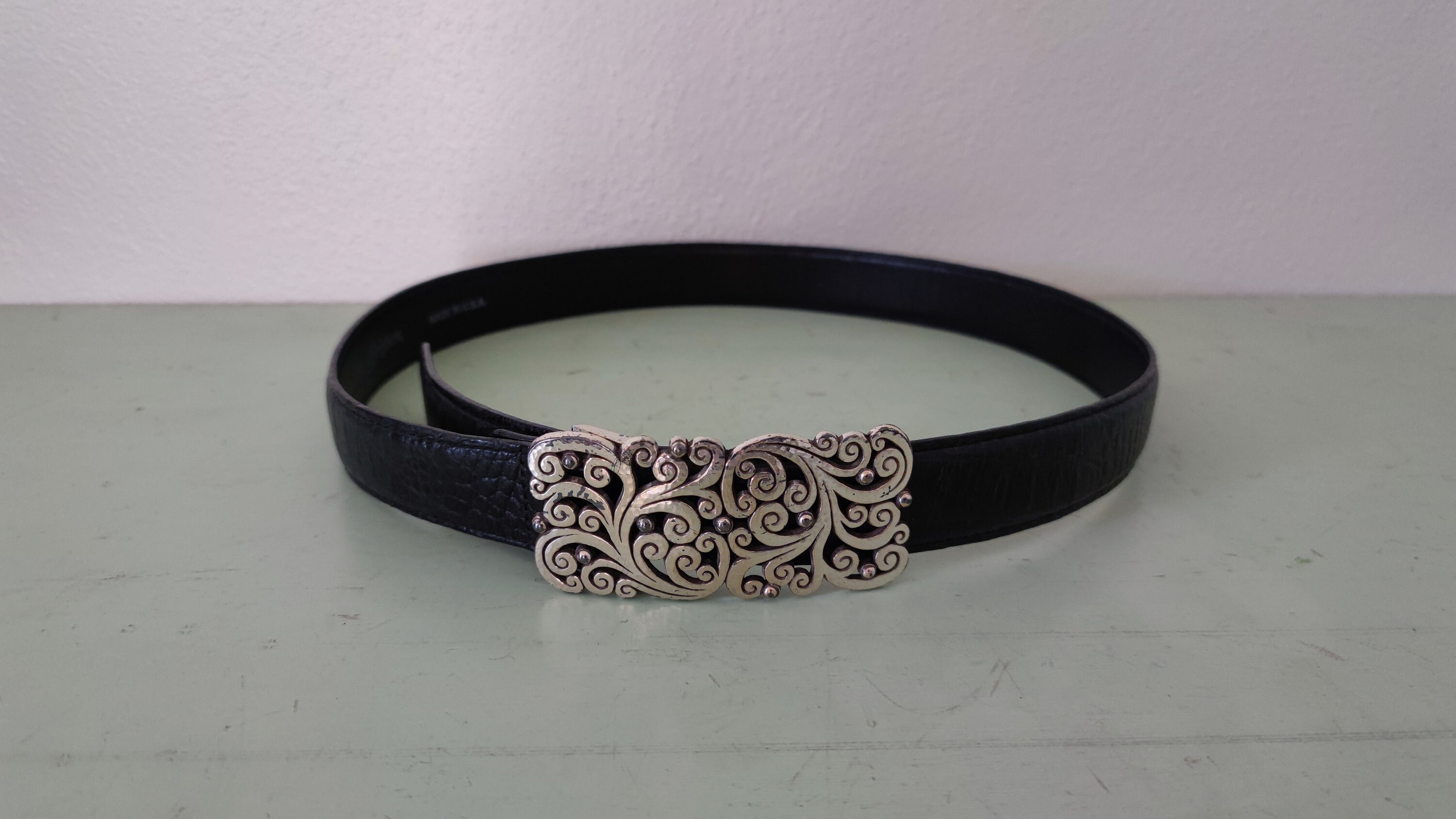 Brighton Tyson Swirl Metal Buckle Leather Belt Size 34 Black  display picture 1
