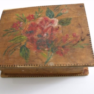 Antique Scandinavian Trinket Box /Scandinavian Folk Art Wood Box