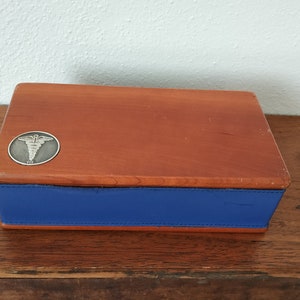Levenger Trinket Box Doctors / Vintage Levenger Trinket and Pen Box Silver Dr. Logo