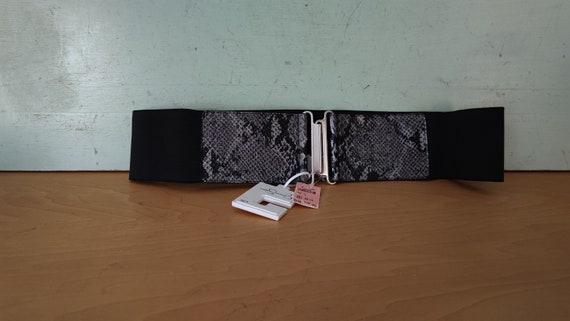 Jessica Simpson Black Faux Snake Bodystretch Body Belt L/XL  display picture 1