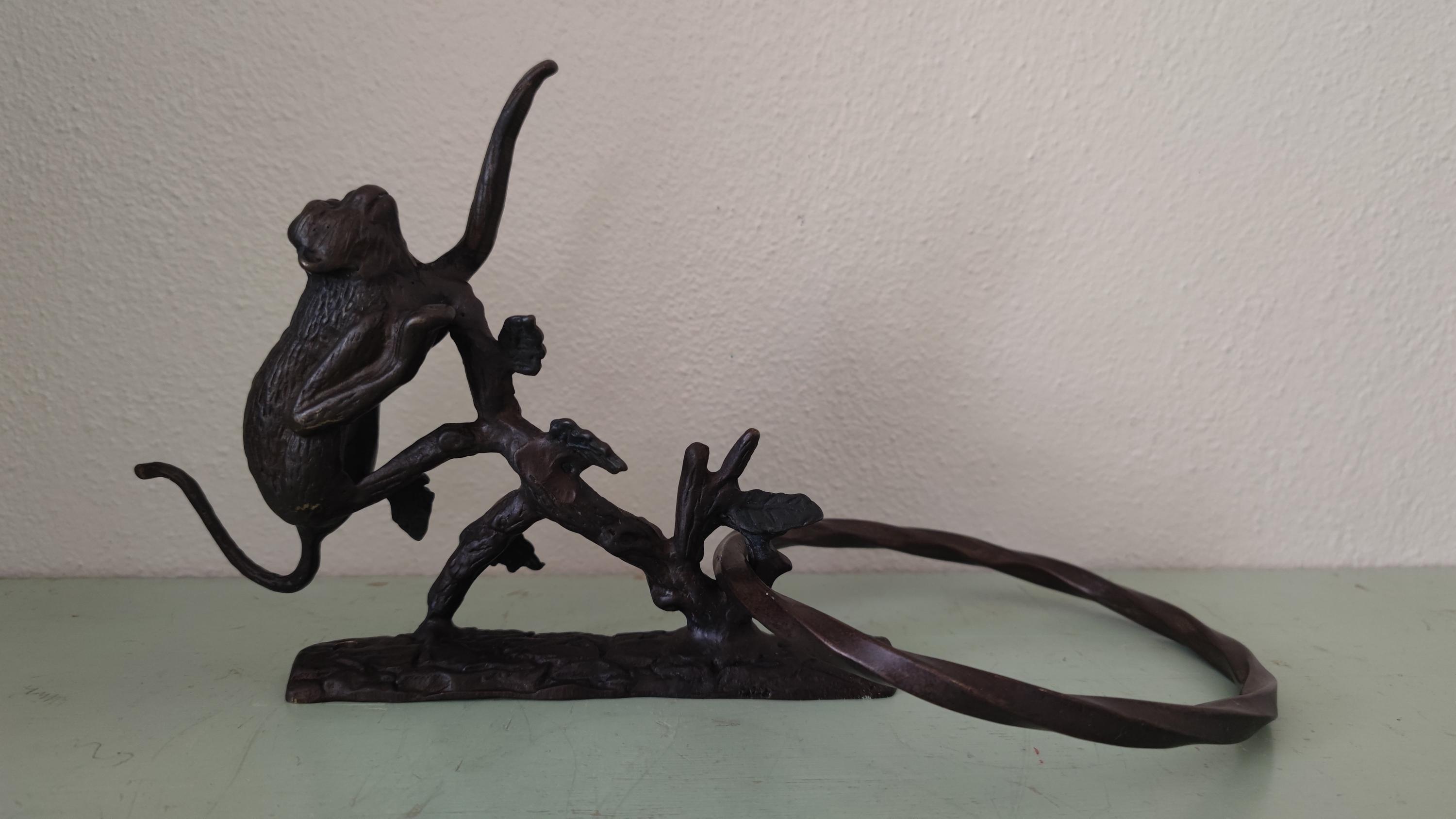 SPI Bronze San Pacific International Monkey Business Towel Holder
