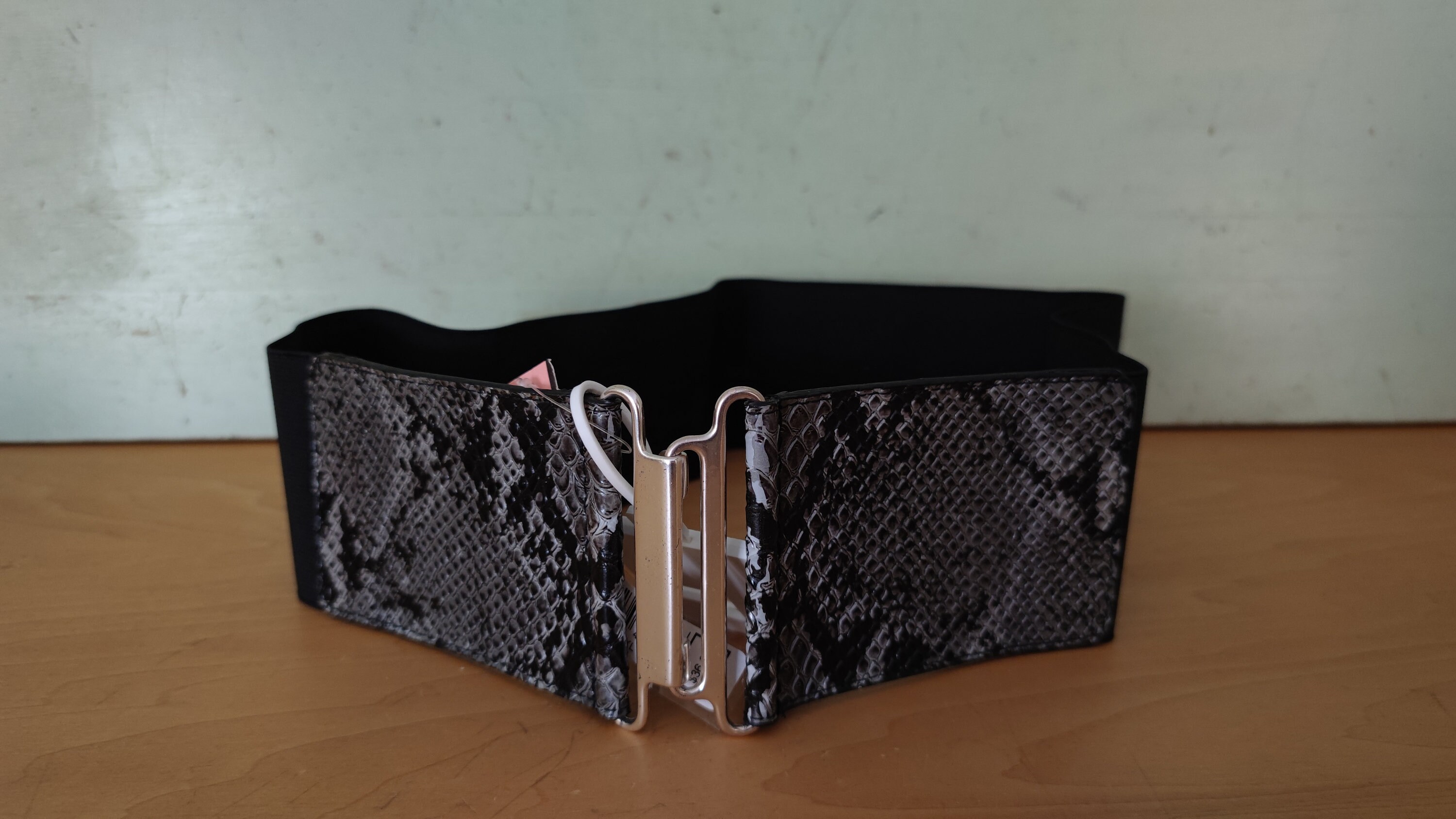 Jessica Simpson Snake Print Stretch Waist Belt L/XL Jessica Simpson Black Faux Snake Bodystretch Body Belt L/XL  main image 2