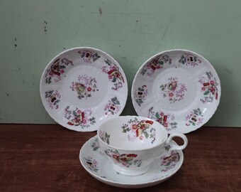 Antique John Rose Coalport Porcelain 2/440 Butterfly Tea Cup and Three Saucers