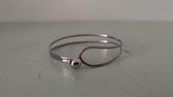 Scandinavian Silver Loop & Ball Bangle Bracelet S… - image 7