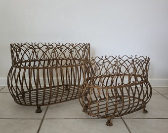 Antique Wrought Iron Jardiniere Garden Planter Lion Paw Feet