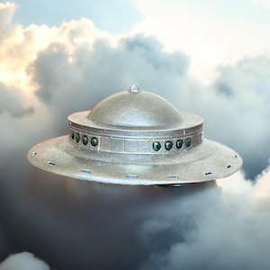 Adamski UFO - 10cm (4 inch) Diameter Hand Painted Model Spaceship Area 51 UAP