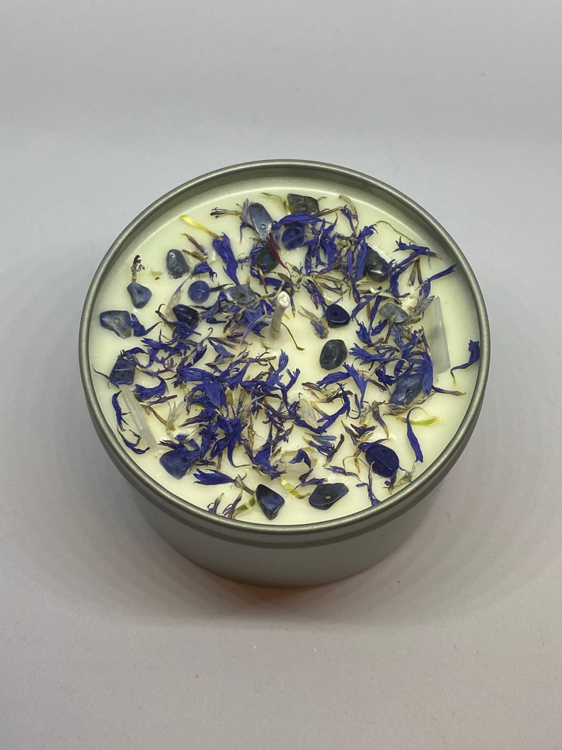 Hidden Gem Scented Candle image 1