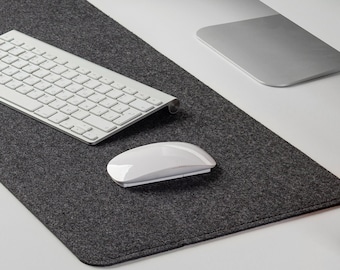 Desk mat dark felt to organize your work place. Laser cut for prefect edges.