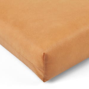 3 Zoll (7,5-8 cm) Schaumstoff zum Nachfüllen von Komfortkissen. Eingewickelt in (Dacron) Gebundene Polyesterfaser 100gsm + Spunbond Zwischenfutter Etui.