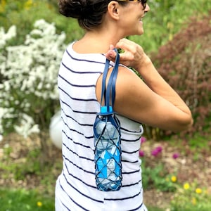 Flaschentasche f. 0,5l-Flaschen im Pop-Up-Design mit Druckknopf zum Befestigen / Flaschenhalter, Trinkflaschentasche, Flaschennetz
