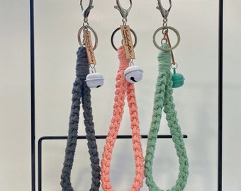 Crochet Wristlet Lanyard Keychain with Lobster Clasp and Keyring | Macrame Wristlet Keyring