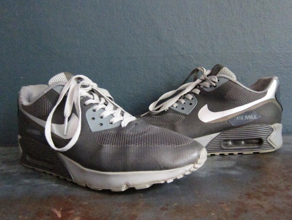 Vintage Nike Air Max US women size 8.5 - image 1