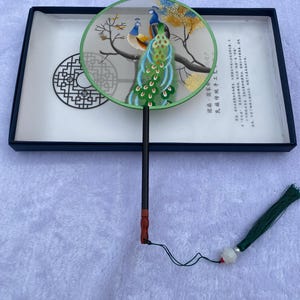 Peacock home decor Oriental Chinese Suzhou Double-sided Hand Embroidery Art Round Finished Framed Fan gift for family friends birthday gift