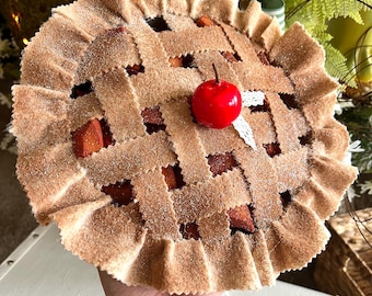 Artificial Apple Pie - Handmade Faux Cinnamon Pie Décor | Realistic Wreath Attachment | Scented Home Accent