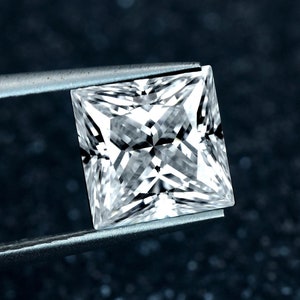 Moissanite Stone Loose, Princess Cut White D Color VVS1 Synthetic Diamond with Certificate