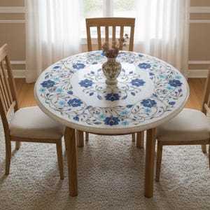 Witmarmeren Pietra Dura-tafelblad, ronde eettafel met lapis lazuli bloemeninlegwerk