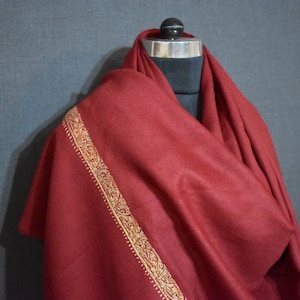 40&quot;x80&quot;kashmiri hand made shawl, made in kashmir shawl, hand embroidered shawl, hand made shawl, made in kashmir pashmina, hand made scarf