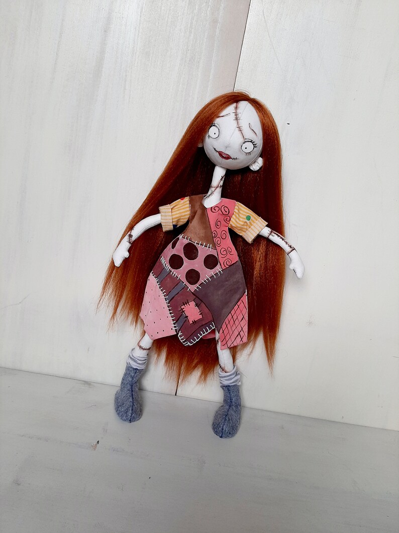 Sally doll. Кукла sally. кукла салли.