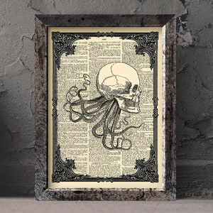 Cthulhu Skull Art Print: Eldritch Horror, Necronomicon Decor
