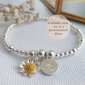 Pulsera de margaritas de plata esterlina, pulsera elástica con inicial, pulsera de niña de las flores, pulsera elástica personalizada, pulsera del Día de la Madre