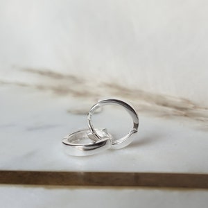 Sterling Silver Huggie Hoops, Silver Huggy Hoops, Chunky Silver Hoops, Everyday Hoops, Medium Silver Hoops, Hoop Earrings, Minimal Hoops