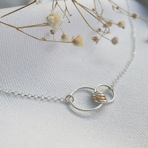 Sterling Silver Interlocking Circle Necklace, Silver Family Necklace, Interconnecting Necklace, Double Ring Necklace, Mothers Day Necklace