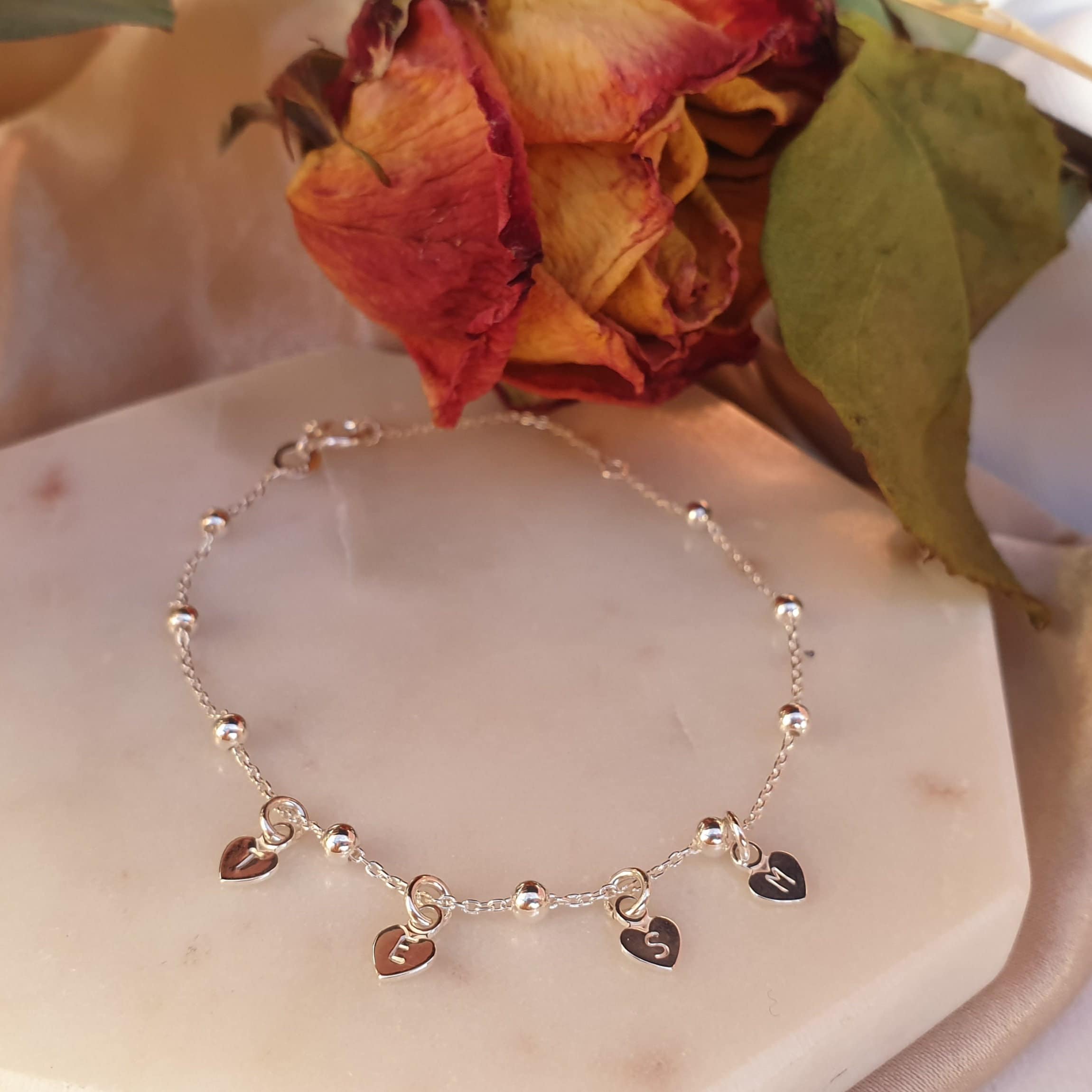 Cavigliera In Argento Sterling Con Catena E Cuore Traforato – Gioiello Da Donna, Regalo Per San Valentino O Anniversario