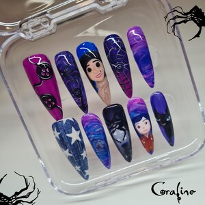 Coraline - Handbemalte Press On Nägel |  benutzerdefinierte Presse auf Cartoon Halloween wiederverwendbare gespenstische
