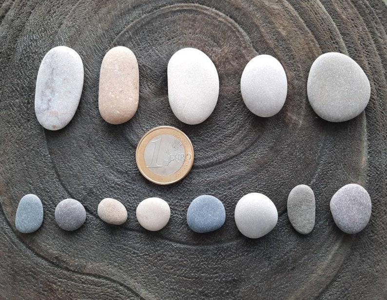 Bulk van 100 kiezelstenen, platte en kleurrijke echte strandstenen, middelgroot tot klein formaat, ambachtelijke levering, kiezelkunst, stranddecor afbeelding 8