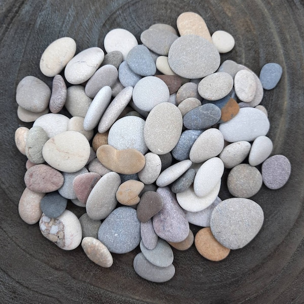 Bulk of 100 Pebbles, Flat & Colorful Genuine Beach Stones, Medium to Small Size, Craft Supply, Pebble Art, Beach Decor