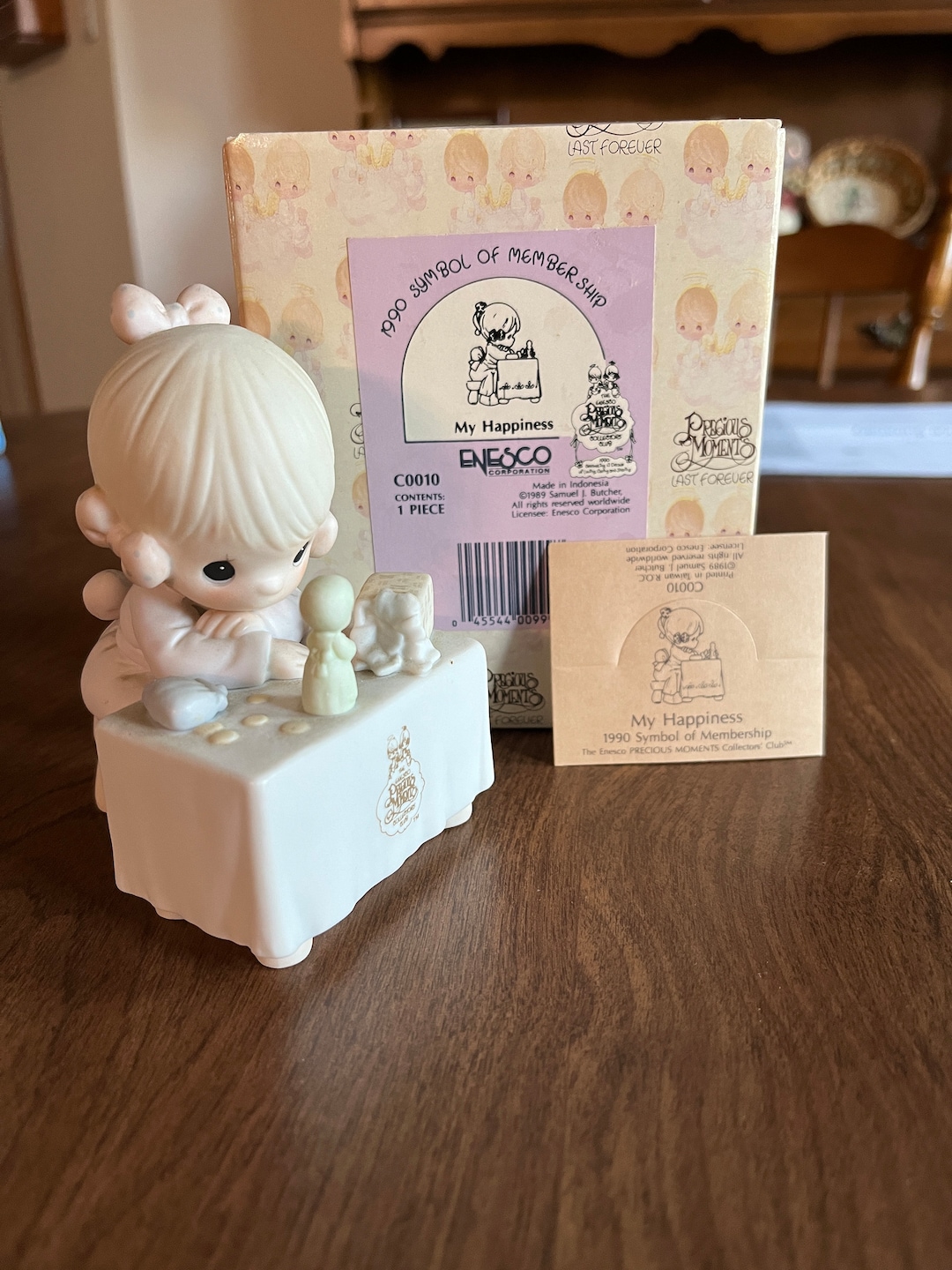 My Happiness - Precious Moments Symbol of Membership C0010 - 1989