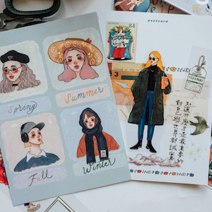Cartão postal La Dolce Vita - Garota das Quatro Estações | Cartão postal divertido, cartão de felicitações, presente de papelaria, cartão de aniversário, decoração de parede