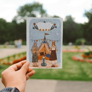 Cartão postal La Dolce Vita - Vida de acampamento | Cartão postal fofo, cartão de felicitações, presente de papelaria, cartão de aniversário, decoração