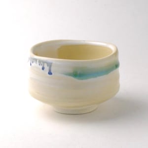 Made in Japan Seseragi Mino Ware Cream Dripping Paint Matcha Bowl | Handcrafted Japanese Chawan | Traditional Matcha Tool | Gifu Pottery