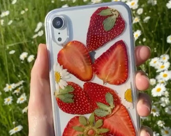 Real Dried Strawberries Phone Case, Real pressed Daisies Flowers, iPhone case, iPhone 6 6s 7 8 plus x xr xs 11 12 13 pro max case