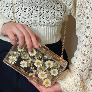 Real Pressed Daisies flowers clutch bag, Handmade resin flower bag, acrylic bag, clear transparent box bag, pressed flowers image 2