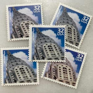 Sellos antiguos sin usar del edificio Chrysler de Nueva York / Franqueo Art Decó de USPS / 32 centavos de dólar estadounidense