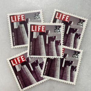 Sellos antiguos sin usar de la revista Life / Franqueo de USPS en blanco y negro / 32 centavos de dólar estadounidense