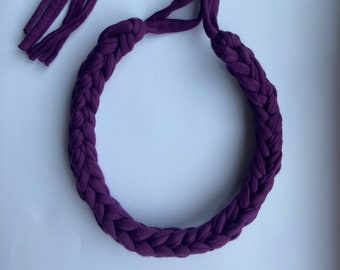 Purple T-shirt yarn necklace, chunky necklace, purple necklace, gift for her, fabric necklace, casual necklace