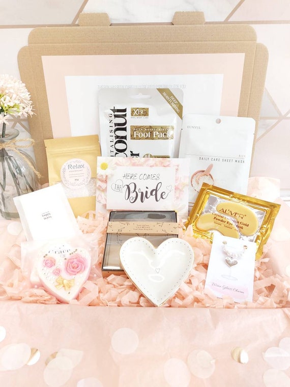 Coffret cadeau de future mariée, kit de survie de la future mariée et cadeau  postal pour un enterrement de vie de jeune fille -  France