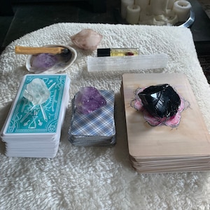 3 card tarot and oracle card reading