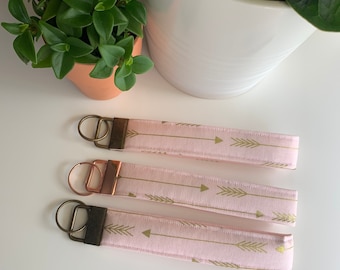 Pink and Gold Arrow Wristlet Key Fob - Wristlet Key Chain - Wrist Lanyard - Cute Key Chain - Key Chain Gift