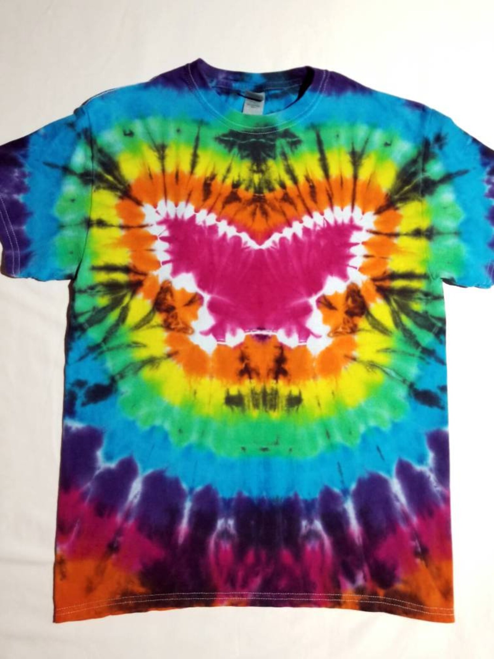 tie dye shirt with butterfly
