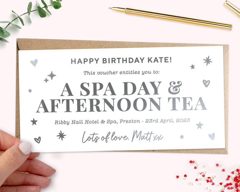 Może przedstawiać: Biała kartka z szarym i białym wzorem. Na kartce napisano "Happy Birthday Kate! This voucher entitles you to: A Spa Day & Afternoon Tea Ribby Hall Hotel & Spa, Preston - 23rd April, 2023 Lots of love. Matt xx"