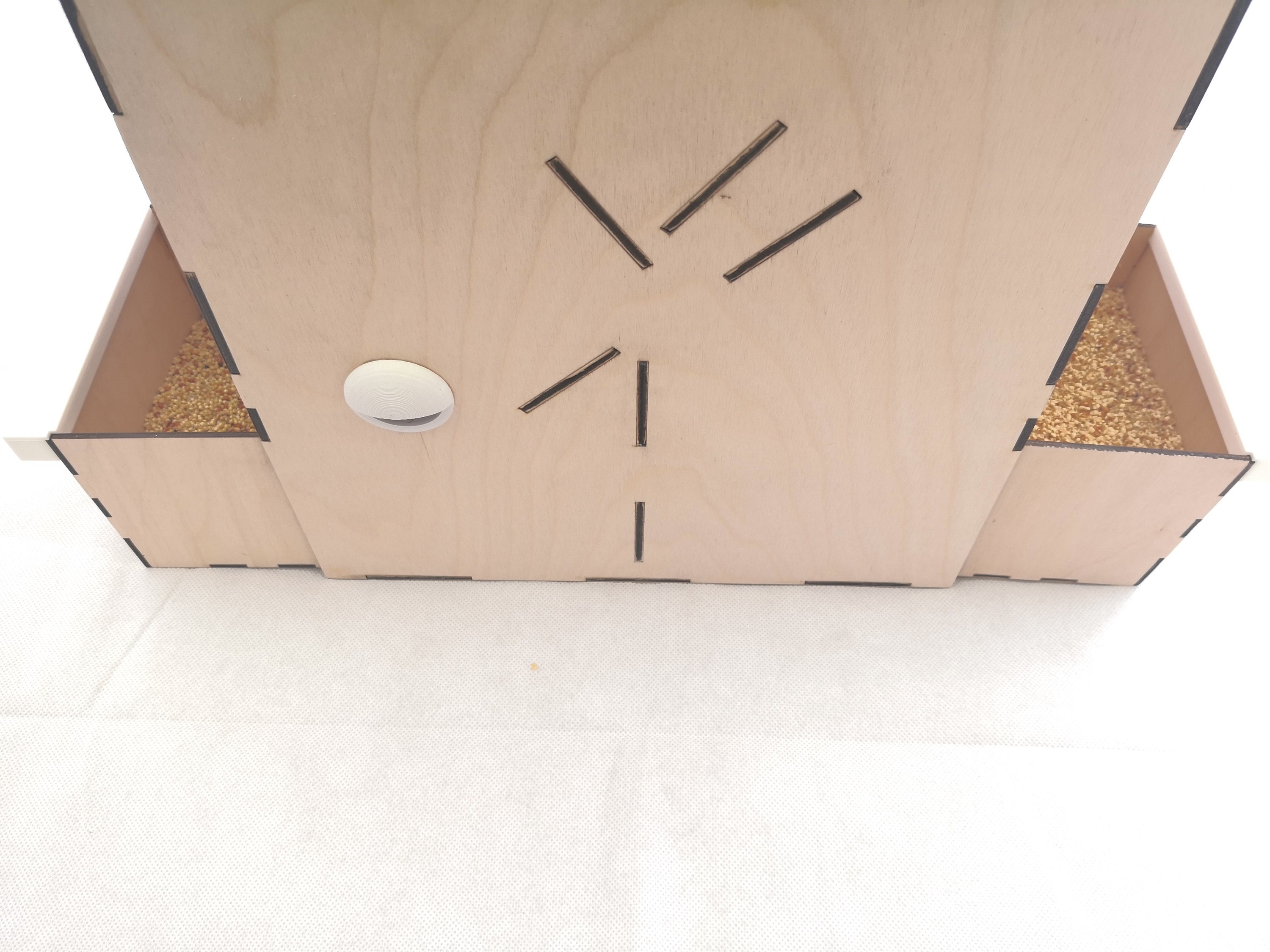 Bird Seed Cleaning Machine / Husk Remover / Winnower 1 Year